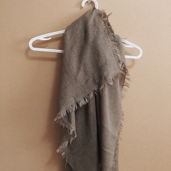 2/$15 scarf - Picture 3 of 4